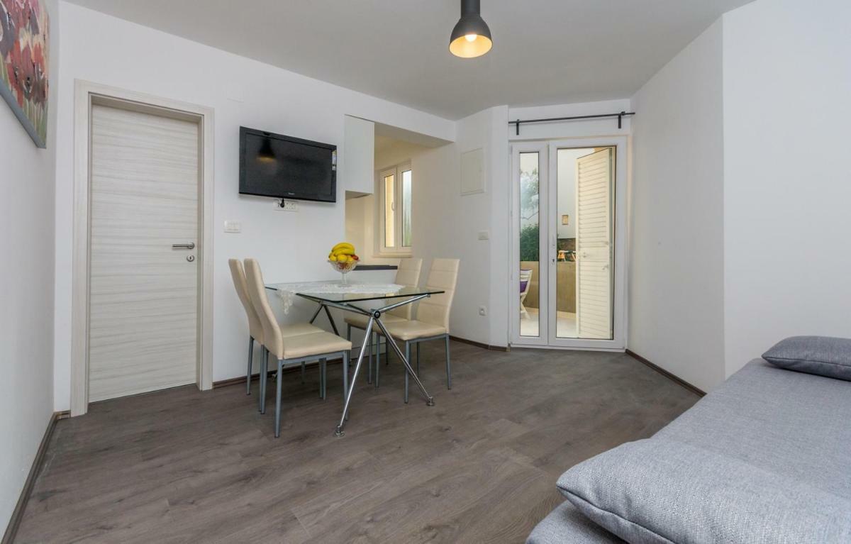Adria Krk Apartment クルク エクステリア 写真